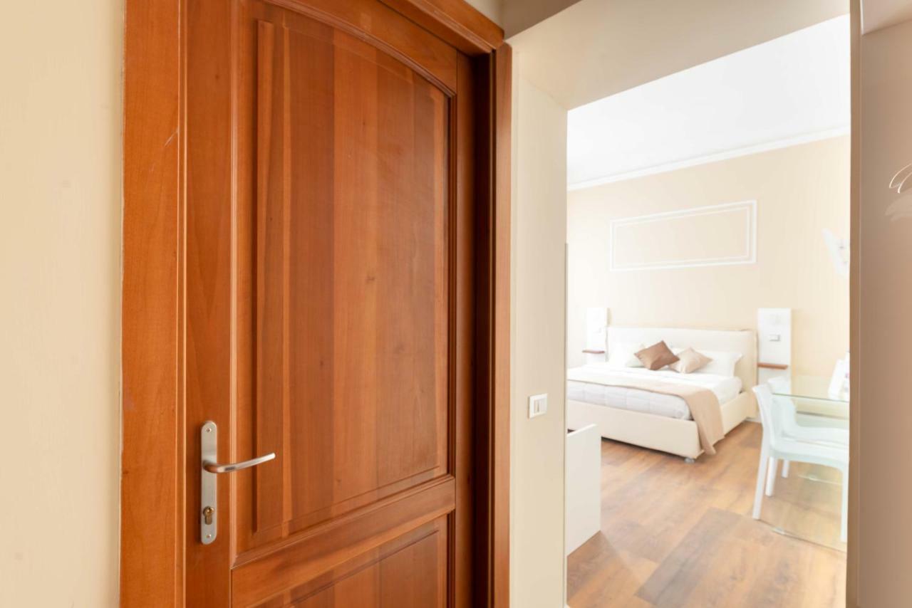 Hotel Clavdia Flat Rom Exterior foto
